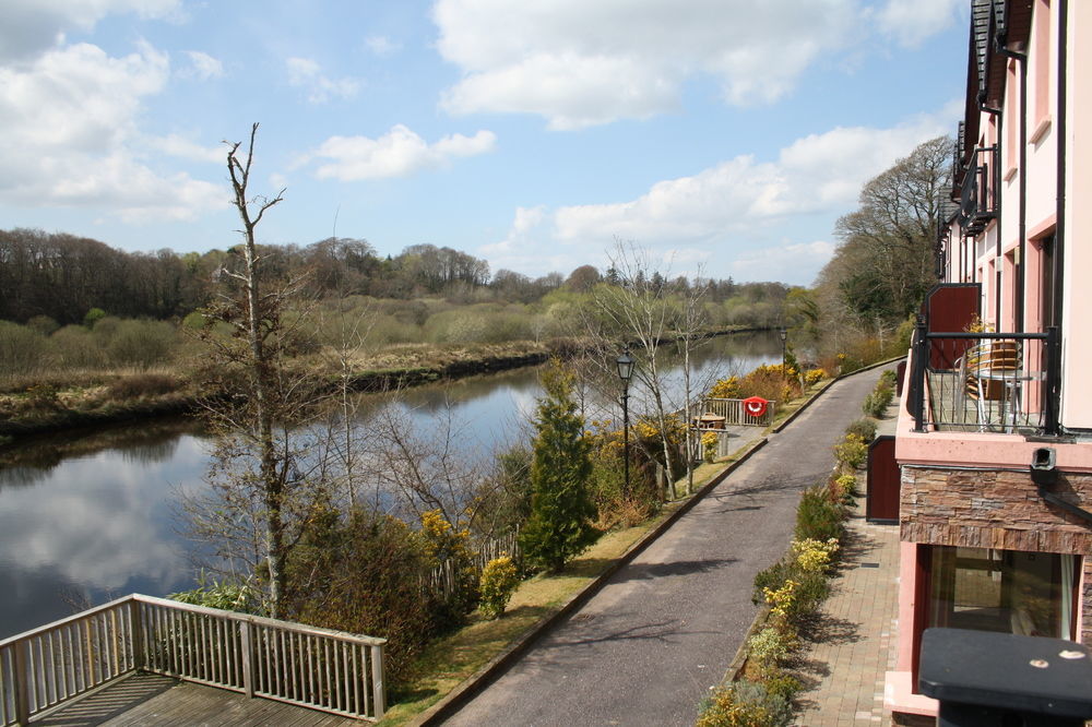 2 Mile Lodge Kenmare Exteriör bild