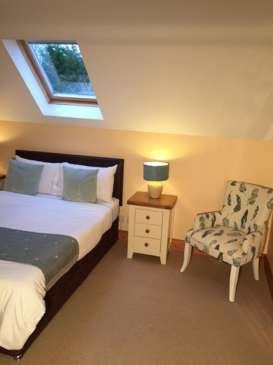 2 Mile Lodge Kenmare Exteriör bild